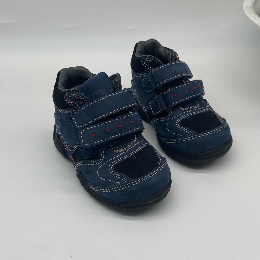 UMI Toddler Pilot hook and loop closing navy boots size 4